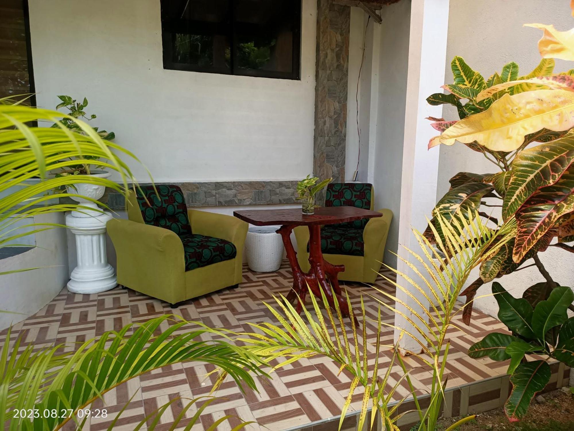 Chief'S Villa Rentals Malapascua Island Exterior photo